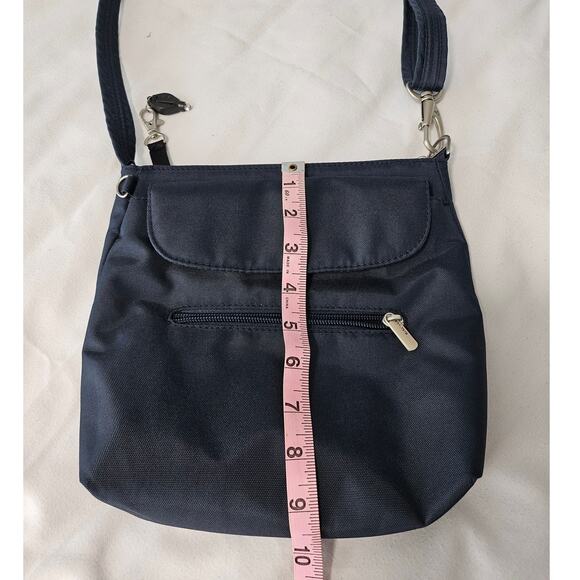 TRAVELON ANTI-THEFT CLASSIC MINI CROSSBODY – MIDNIGHT – RFID – LOCKING STRAPS - Picture 12 of 13